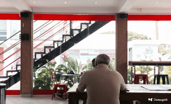 vida-e-cafe-labone-ghana-coffee-shop